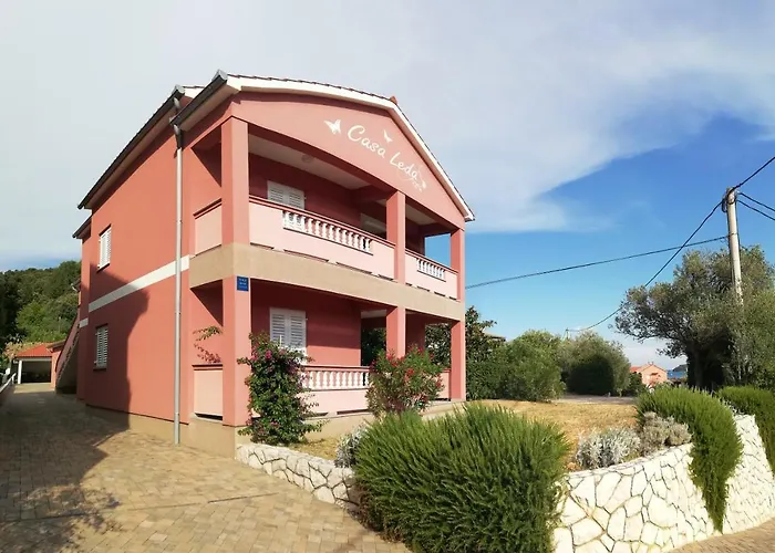 Casa Leda Kampor